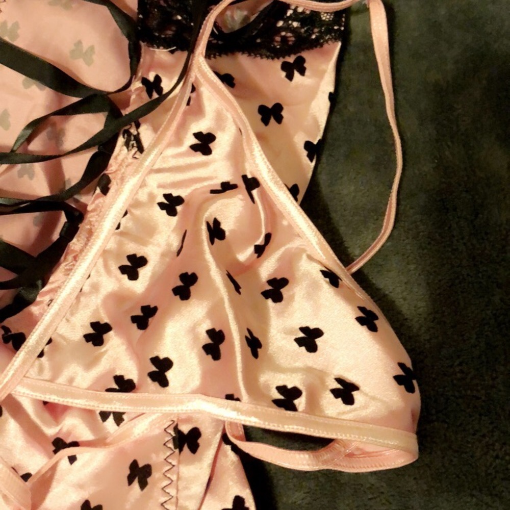 Satin and lace chemise - Picture 6 of 6